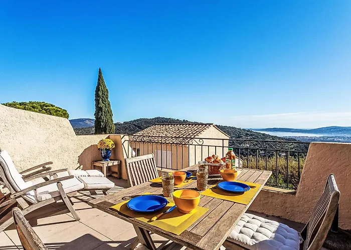 Village De Silhouette-6 By Interhome Daire